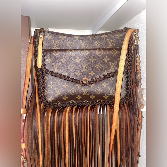 RARE Authentic Louis Vuitton Mabillon Crossbody Shoulder Bag with Fringe & Beads - Picture 8 of 16